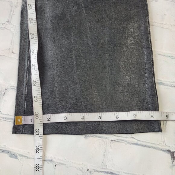 Express women’s black 100% leather bootcut pants size 5/6 - Picture 2 of 11